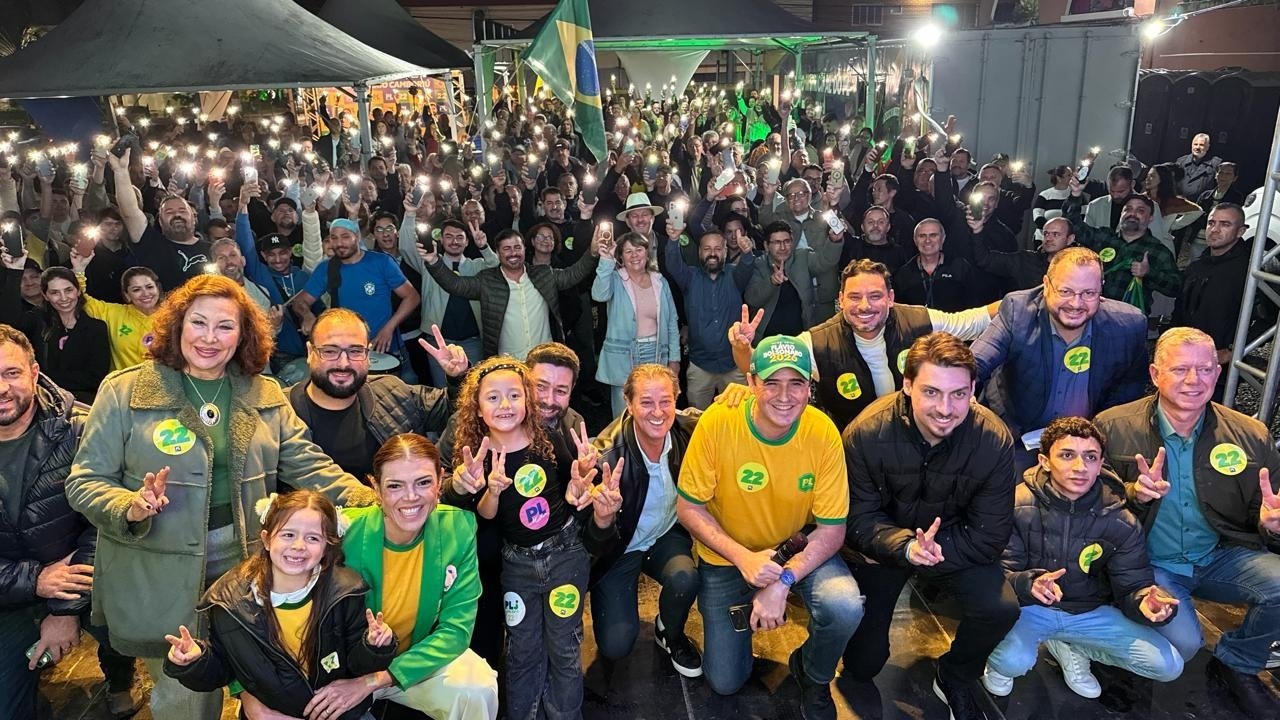 Carlos Humberto,PL Balneário Camboriú,nova sede PL SC,Partido Liberal Santa Catarina,evento político Balneário Camboriú,Jorge Seif,Jair Renan Bolsonaro,Eduardo Bolsonaro vídeo Estados Unidos,política catarinense,direita catarinense,diretório PL Litoral Norte,inauguração sede partidária,articulação política SC,eleições 2026 SC,Balneário Camboriú política,vereadores SC,deputados estaduais SC,movimento conservador Brasil,estrutura partidária PL,eventos políticos Santa Catarina
