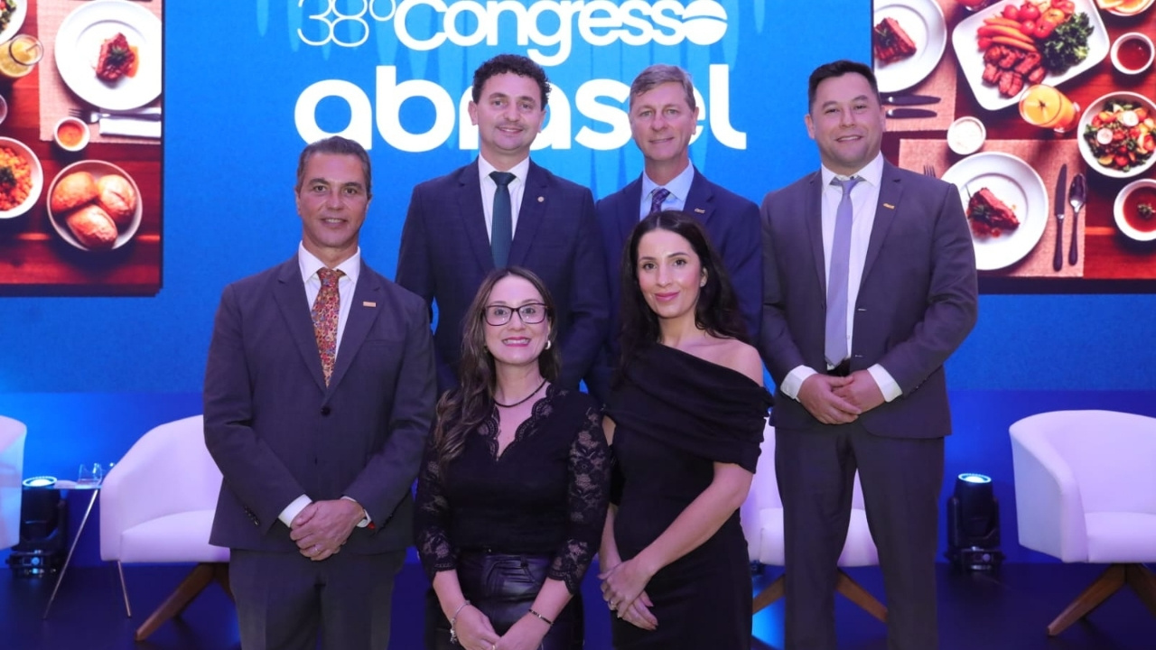 Abrasel SC Congresso Nacional,setor de alimentação fora do lar,bares e restaurantes Santa Catarina,demandas do setor gastronômico,escala 6x1,PEC do Trabalho Flexível,relações de trabalho no Brasil,Congresso Nacional Brasília,empresários de Santa Catarina,Abrasel 38º Congresso Nacional,futuro do trabalho,legislação trabalhista,reforma tributária,gestão financeira para restaurantes,Ambev Bora,desenvolvimento econômico,empreendedorismo gastronômico,mercado de alimentação,setor de restaurantes,produtividade empresarial