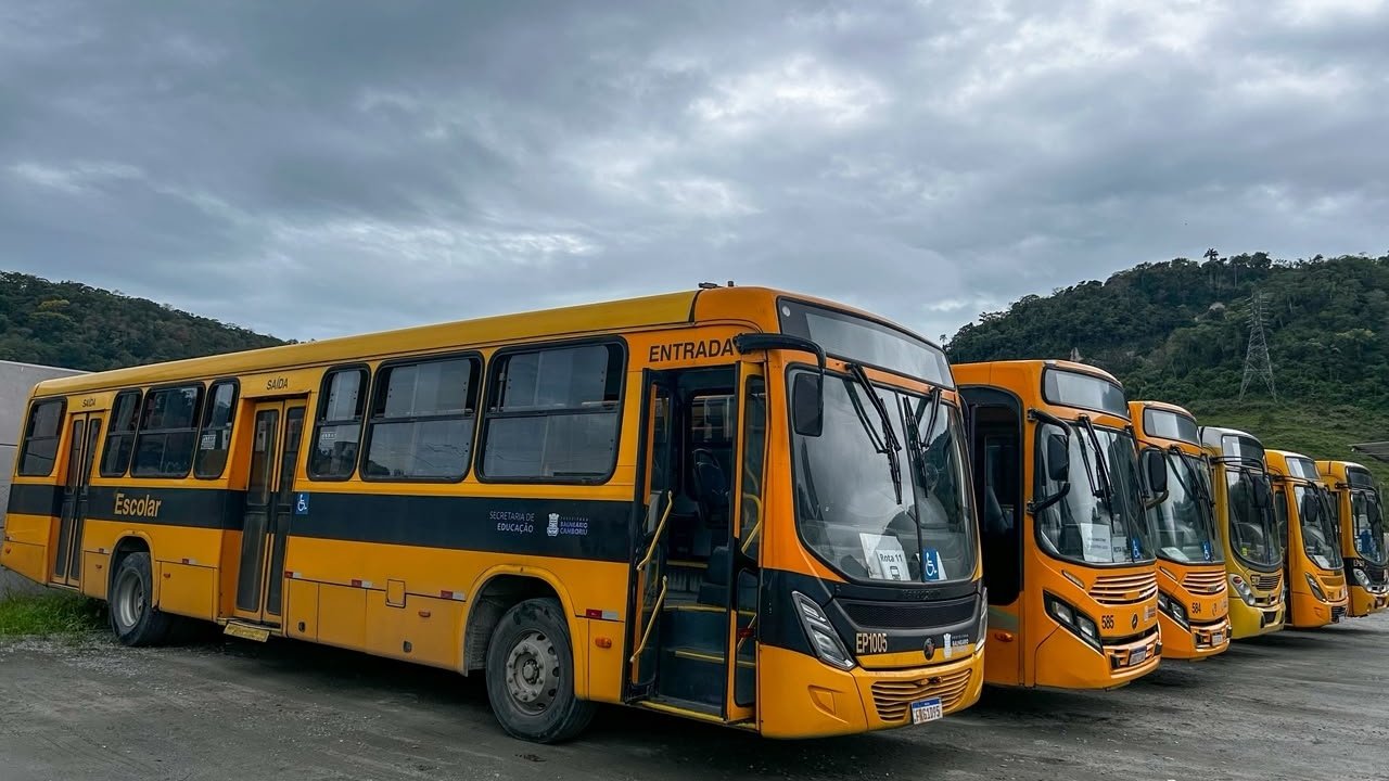 transporte escolar Balneário Camboriú,transporte para IFC Camboriú,pré-cadastro transporte escolar,estudantes de Balneário Camboriú,Instituto Federal Catarinense,IFC Campus Camboriú,Secretaria de Educação BC,vagas transporte escolar,logística escolar,educação municipal,estudantes universitários,serviço público Balneário Camboriú,mobilidade estudantil,transporte gratuito,planejamento de rotas,atendimento escolar