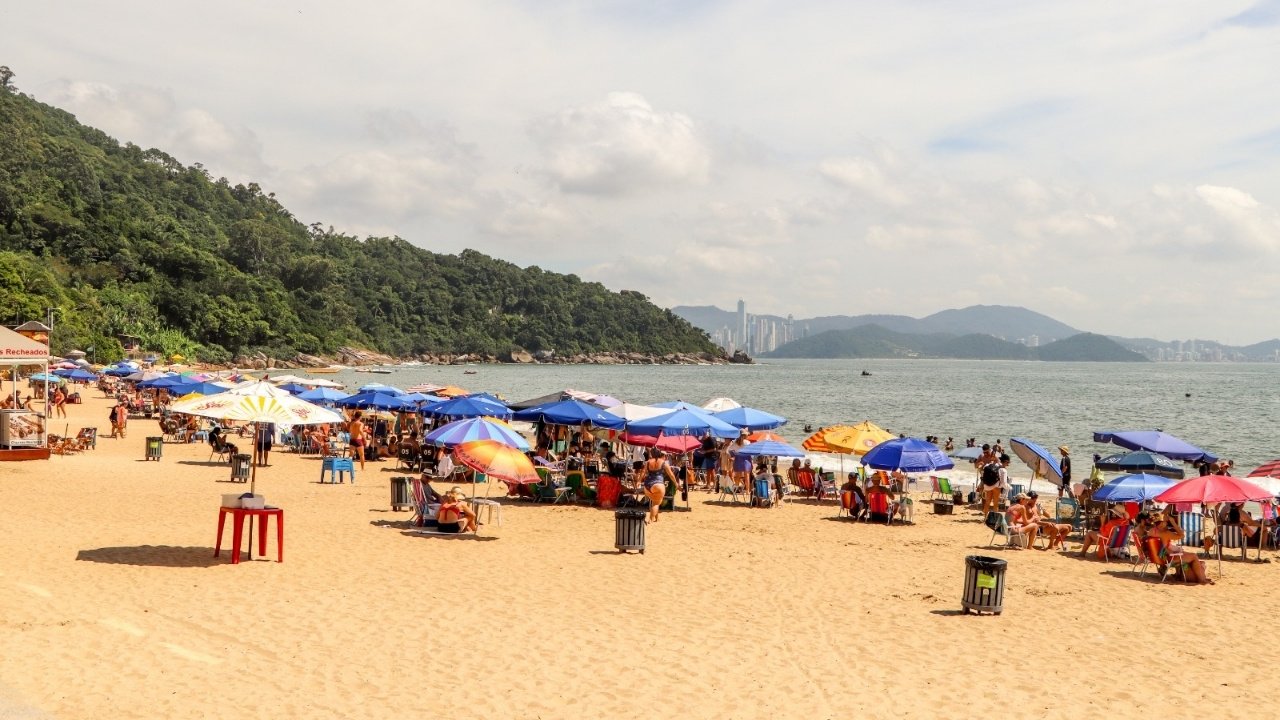 Plano Municipal de Turismo Balneário Camboriú,turismo em Balneário Camboriú,PMT 2026 2036,Secretaria de Turismo BC,desenvolvimento turístico,turismo inteligente,tecnologia e inovação no turismo,sustentabilidade turística,promoção do destino,planejamento estratégico,políticas públicas de turismo,setor turístico Santa Catarina,Senac turismo,consulta pública turismo,futuro do turismo