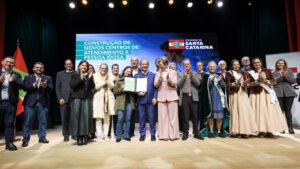 Centros de Atendimento à Pessoa Idosa,Capi Santa Catarina,Governo de Santa Catarina,assistência social SC,atendimento ao idoso,políticas públicas para idosos,envelhecimento ativo,qualidade de vida dos idosos,investimentos em assistência social,Palhoça Capi,Florianópolis governo estadual,rede socioassistencial,serviços para terceira idade,novos centros para idosos,estrutura para idosos,desenvolvimento social