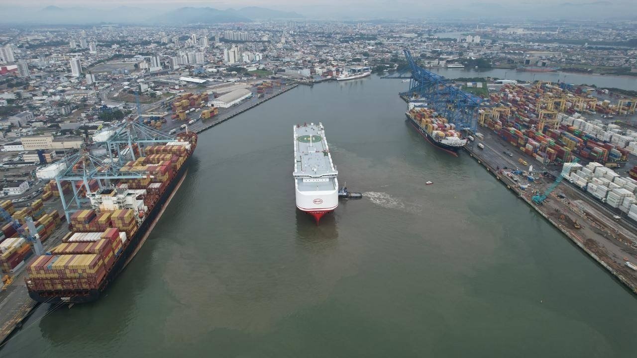 exportações de Santa Catarina,oportunidades de exportação União Europeia,ApexBrasil Santa Catarina,Conexões Produtivas Itajaí,comércio exterior SC,Mercosul União Europeia,Itajaí exportações,indústria catarinense exportadora,empresas exportadoras SC,mercado europeu exportação Brasil,dados exportação Santa Catarina 2026,economia de Santa Catarina,Porto de Itajaí comércio exterior,WEG exportação,Aurora Alimentos exportação,MDIC comércio exterior,internacionalização empresas brasileiras,inteligência de mercado ApexBrasil,oportunidades comerciais Europa Brasil