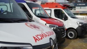 frota da Secretaria de Saúde Balneário Camboriú,novos veículos saúde municipal,Prefeitura de Balneário Camboriú,saúde pública em Balneário Camboriú,renovação de frota municipal,ambulâncias Balneário Camboriú,veículos para saúde,CAPS II Balneário Camboriú,Centro de Atenção Psicossocial,Tratamento Fora Domicílio TFD,transporte sanitário SUS,investimentos na saúde,Atenção Primária à Saúde,gestão pública municipal,serviços de saúde SC,veículos para pacientes,infraestrutura da saúde,atendimento especializado,rede municipal de saúde