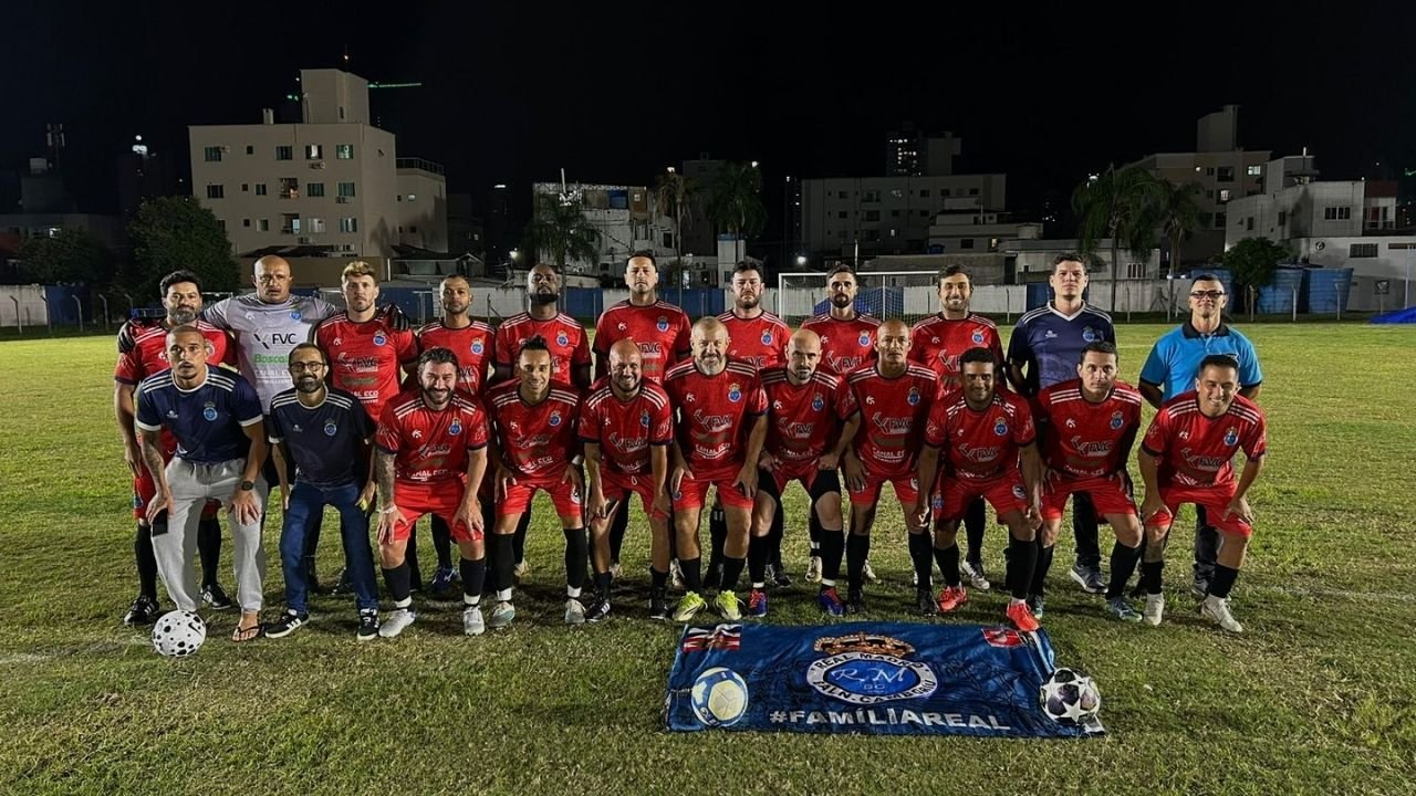 campeonato municipal de futebol veterano,futebol veterano em Balneário Camboriú,Campeonato Veterano Série A,rodada do futebol veterano,resultados futebol veterano,Flamengo Sênior BC,goleada no campeonato municipal,esporte em Balneário Camboriú,futebol amador regional,competição esportiva municipal,Fundação Municipal de Esportes,FME Balneário Camboriú,tabela futebol veterano,jogos de futebol veterano,mata-mata campeonato municipal,esporte comunitário,futebol em Santa Catarina