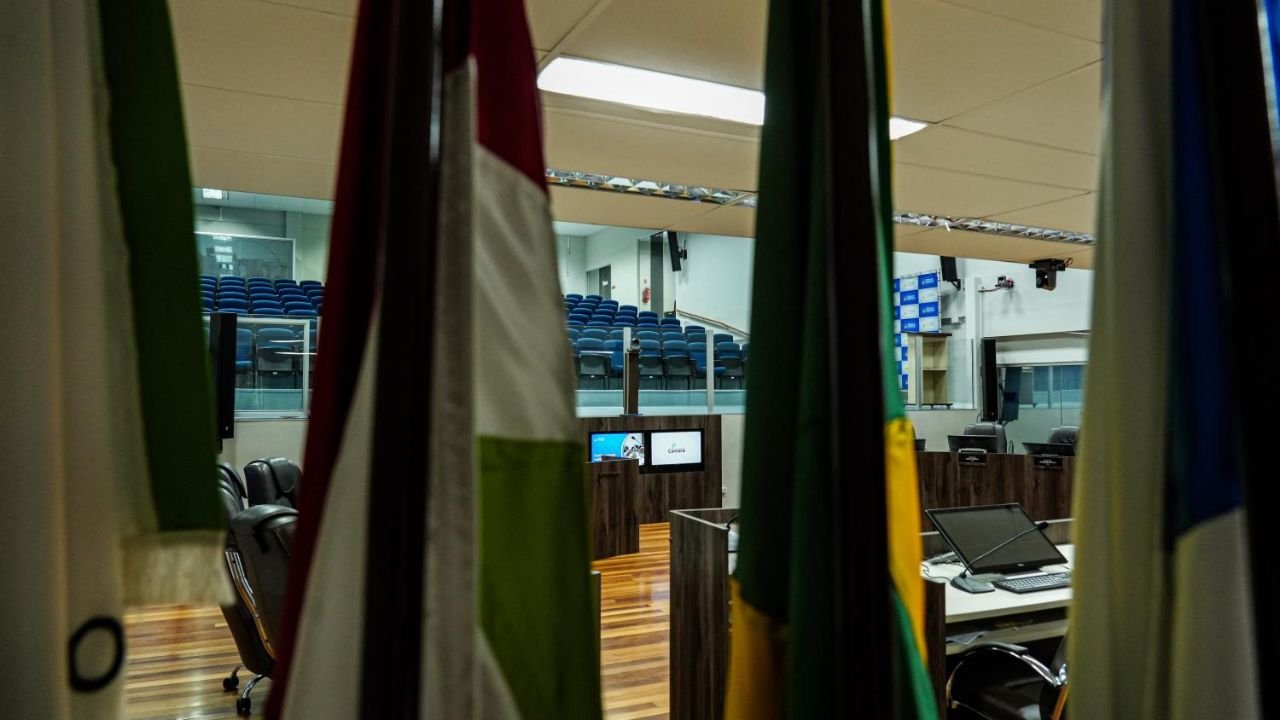 Câmara de Balneário Camboriú,sessão da Câmara,pauta da Câmara de BC,Programa Jovem Cidadão BC,projetos de lei Balneário Camboriú,Legislativo de Balneário Camboriú,Kaká Fernandes,Alessandro Teco,Samir Dawud,Jair Bolsonaro vereador,erotização infantil,Casa do Adolescente,ampliação de vagas para engenheiro,Bairro das Nações,Poder Executivo Municipal,política em Balneário Camboriú,sessão ordinária Câmara BC,votação de projetos,Câmara Municipal de Balneário Camboriú,notícias de Balneário Camboriú