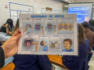 saúde bucal Balneário Camboriú,ação odontológica BC,AMA Litoral,atendimento odontológico infantil,odontopediatria Balneário Camboriú,Secretaria de Saúde de Balneário Camboriú,higiene bucal crianças,saúde para autistas,atendimento odontológico SUS,Centro de Especialidades Odontológicas,Programa Saúde na Escola,UBS Balneário Camboriú,inclusão em saúde,atendimento odontológico especializado,saúde infantil SC,odontologia para crianças,educação em saúde bucal