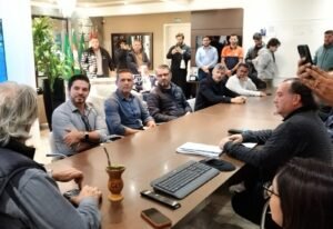 AeroPark Camboriú,aeroporto em Camboriú,investimento em Camboriú,complexo aeroportuário Santa Catarina,desenvolvimento econômico Camboriú,projeto tecnológico SC,parque tecnológico Camboriú,Zona de Processamento de Exportação,ZPE Santa Catarina,logística em Santa Catarina,infraestrutura aeroportuária,investimentos bilionários SC,crescimento regional,inovação tecnológica,aviação executiva,condomínios aeronáuticos,VexCapital,desenvolvimento urbano planejado,economia catarinense
