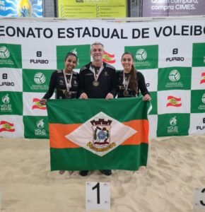 vôlei de praia Camboriú,Circuito Catarinense de Vôlei de Praia,atletas Camboriú vôlei,vôlei de praia Santa Catarina,categoria Sub-19 vôlei de praia,categoria Sub-21 vôlei de praia,Mariana e Bárbara vôlei,ranking estadual vôlei de praia,Circuito Brasileiro de Vôlei de Praia,esporte de base Camboriú,competição esportiva SC,resultados vôlei de praia,Araranguá esporte,São José vôlei de praia,Copacabana vôlei de praia,formação esportiva Camboriú,atletas catarinenses