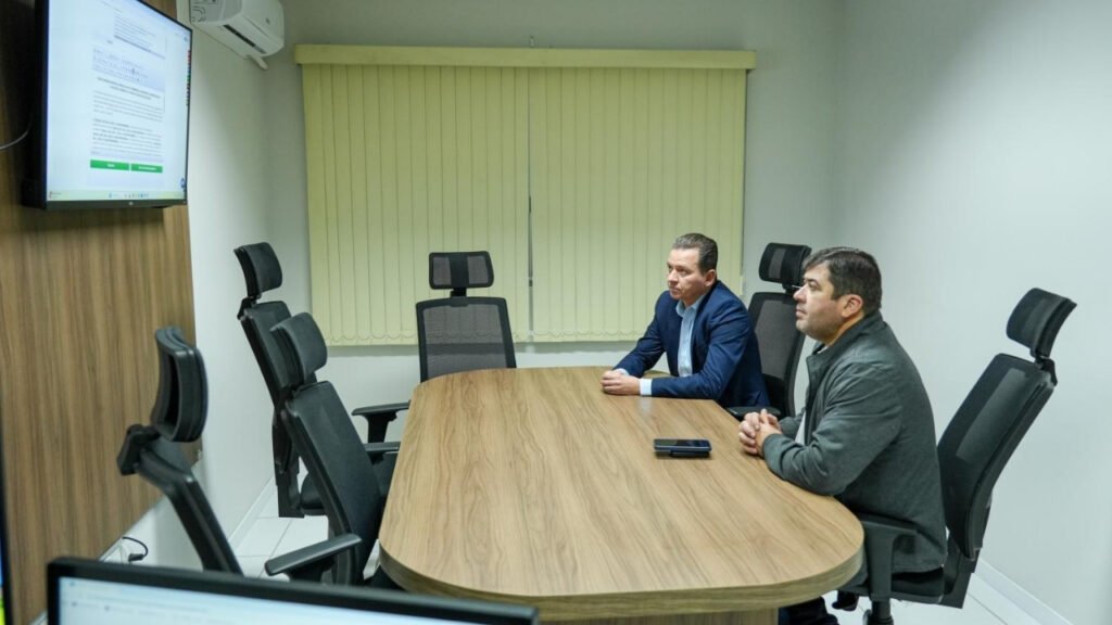 comissões da Câmara de Balneário Camboriú,projetos aprovados Balneário Camboriú,pareceres legislativos,Câmara de Vereadores de Balneário Camboriú,sessão legislativa,política municipal,projetos de lei municipal,Comissão de Justiça e Redação,Comissão de Finanças e Orçamento,transparência pública,acessibilidade urbana,BC Digital,Guarda Civil Municipal,saúde pública municipal,Legislativo de Santa Catarina