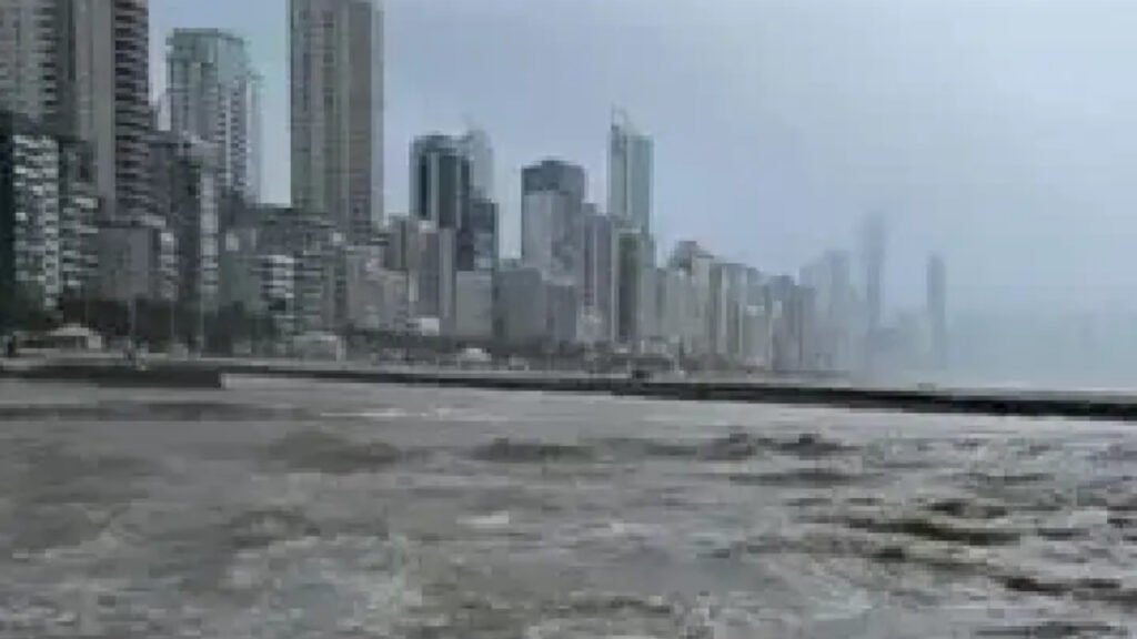 Balneário Camboriú,estado de alerta climático,El Niño,Defesa Civil,COMPDEC,Defesa Civil de Santa Catarina,CEMADEN,INMET,Epagri Ciram,chuvas intensas,enchentes,alagamentos,deslizamentos,infraestrutura urbana,prevenção de desastres,gestão de crise,situação de emergência,estado de calamidade pública,monitoramento climático,proteção e defesa civil
