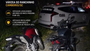 Polícia Militar,Camboriú,motocicletas furtadas,recuperação de motocicletas,Várzea do Ranchinho,BR-101,furto de moto,segurança pública,Polícia Civil,BAJAJ Dominar D400,Honda CB300F Twister CBS,ocorrência em Camboriú,veículos recuperados,polícia em Camboriú,Santa Catarina,combate ao furto de veículos