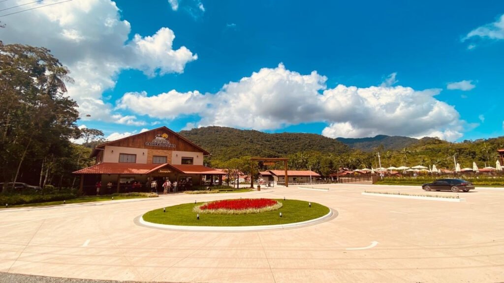 férias de julho em Santa Catarina,turismo em Santa Catarina,atrações em Santa Catarina,viagem em família,turismo rural em Santa Catarina,o que fazer em Santa Catarina,Hotel Fazenda Casarão do Vale,Massaranduba,Itapema,Balneário Camboriú,Balneário Piçarras,Pomerode,Parque Unipraias,Museu Oceanográfico da Univali,Costa Verde e Mar,turismo de inverno,passeio em família,destinos turísticos em Santa Catarina,férias escolares,turismo catarinense