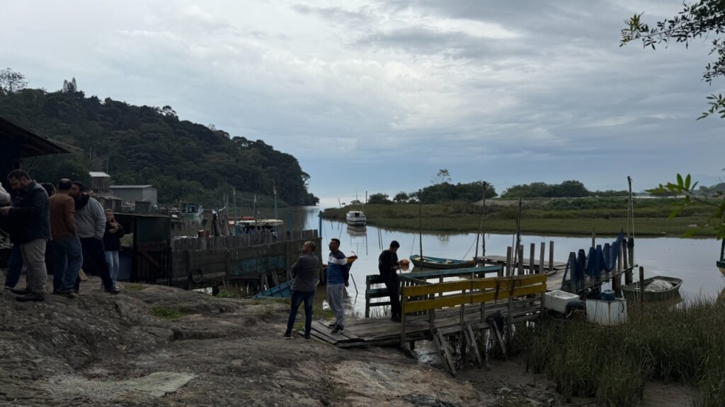 revitalização Praça de Santa Luzia,Porto Belo,Praça de Santa Luzia Porto Belo,obras públicas Porto Belo,revitalização de praça Santa Catarina,Ordem de Serviço Porto Belo,investimento em infraestrutura Porto Belo,espaços públicos Porto Belo,acessibilidade praça Porto Belo,ginástica ao ar livre Porto Belo,iluminação pública Porto Belo,obra praça comunidade Santa Luzia,infraestrutura urbana Santa Catarina,lazer Porto Belo,revitalização espaço público SC