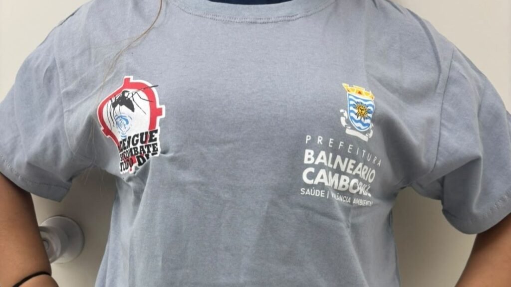 agentes de combate às endemias em Balneário Camboriú,identificação de agentes de endemias,Prefeitura de Balneário Camboriú,agente falso em Balneário Camboriú,homem se passando por agente de endemias,segurança em visitas domiciliares,uniformes dos agentes de endemias,crachá de identificação de servidor,Secretaria de Saúde de Balneário Camboriú,combate às endemias,agentes municipais de saúde,como identificar agente de endemias,visitas de agentes em residências,golpe com falso agente público,segurança da população,orientação da Prefeitura de Balneário Camboriú,identificação de servidores municipais,denúncia de situação suspeita,saúde pública em Balneário Camboriú,agentes de combate a endemias