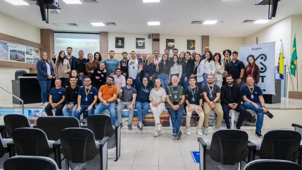 saúde mental no trabalho em Itapema,palestra sobre saúde mental em Itapema,saúde do trabalhador em Itapema,bem-estar no ambiente de trabalho,Câmara de Vereadores de Itapema,servidores da Câmara de Itapema,Programa Saúde do Trabalhador,Programa de Saúde do Trabalhador Itapema,Secretaria Municipal de Saúde de Itapema,palestra sobre saúde emocional,prevenção em saúde do trabalhador,promoção da saúde no trabalho,ambiente de trabalho saudável,saúde mental em Santa Catarina,Escola do Legislativo de Itapema,Vigilância Sanitária de Itapema,palestras para empresas em Itapema,ações educativas sobre saúde,qualidade de vida no trabalho,como solicitar palestra de saúde do trabalhador