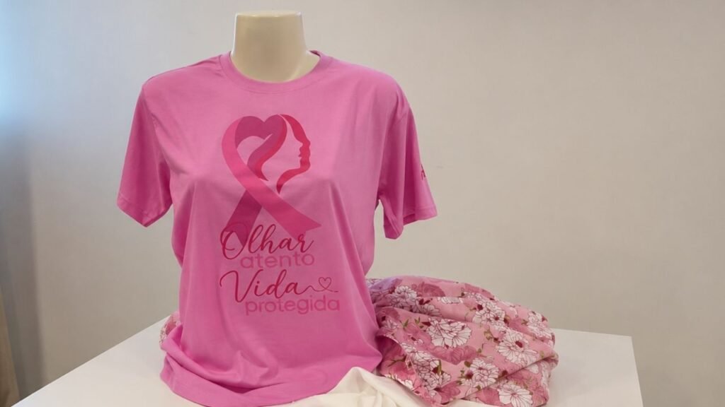 Outubro Rosa 2026,RFCC Navegantes,Rede Feminina de Combate ao Câncer,camiseta Outubro Rosa,câncer de mama,prevenção do câncer de mama,câncer do colo do útero,Navegantes SC,saúde da mulher,INCA,Instituto Nacional de Câncer,Instituto Portonave de Responsabilidade Social,prevenção ao câncer em Santa Catarina,campanha Outubro Rosa,mamografia,exame preventivo,HPV,SUS,apoio a pacientes oncológicas