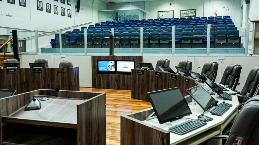 Balneário Camboriú,audiência pública Balneário Camboriú,LDO 2027,LOA 2027,Lei de Diretrizes Orçamentárias,Lei Orçamentária Anual,orçamento público,orçamento municipal,Câmara Municipal de Balneário Camboriú,Prefeitura de Balneário Camboriú,Plano Plurianual,PPA,finanças públicas,participação popular,gestão pública,orçamento 2027,transparência pública