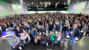 Podemos SC,Podemos Santa Catarina,convenção do Podemos,eleições 2026,convenção partidária Santa Catarina,São José,Arena Opus,candidatos a deputado estadual,candidatos a deputado federal,Jorginho Mello,Adriano Silva,PL Santa Catarina,Justiça Eleitoral,política em Santa Catarina,eleições estaduais 2026,eleições federais 2026,Paulinha Podemos
