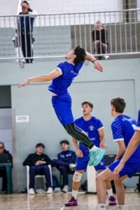 Itajaí Pró-Vôlei,voleibol Itajaí,AmaVôlei Maringá,atletas de vôlei Santa Catarina,Pedro Alexandrina,Joaquim Sikorski,campeão paranaense de vôlei,categorias de base voleibol,formação de atletas Itajaí,vôlei catarinense,projeto Vôlei Mais Educação,voleibol brasileiro,base do vôlei Santa Catarina,transferência de atletas vôlei,talentos do vôlei Itajaí,voleibol Paraná 2026