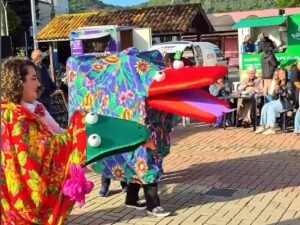 Encontrão Viva o Boi de Mamão,Boi de Mamão Balneário Camboriú,evento cultural Balneário Camboriú,Boi de Mamão em Santa Catarina,cultura popular catarinense,Dia do Folclore Brasileiro,programação cultural Balneário Camboriú,evento gratuito em Balneário Camboriú,Praça do Pescador,Bairro da Barra,Desfile de Bernunças,oficina de Bernunça,Cia Ler e Viver,grupos de Boi de Mamão,cultura popular em Santa Catarina,patrimônio cultural catarinense,folclore catarinense,eventos culturais em Balneário Camboriú,Fundação Cultural de Balneário Camboriú,Lei de Incentivo à Cultura