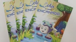 Águas de Camboriú programa Saúde Nota 10,cartilhas educativas Camboriú,educação socioambiental Camboriú,uso consciente da água escolas,saneamento básico educação infantil,projeto ambiental escolas públicas Camboriú,Secretaria Municipal de Educação Camboriú,preservação ambiental crianças,Raquel Garcia Helm bióloga,distribuição de cartilhas escolas,4º ano Ensino Fundamental Camboriú,concessionária de água Camboriú,educação para cidadania ambiental,escolas municipais Camboriú programa,iniciativas de sustentabilidade Camboriú,cuidado com a água nas escolas,bairros atendidos programa Saúde Nota 10,qualidade de vida e meio ambiente,resíduos e cidadania nas escolas,programa educativo saneamento Santa Catarina