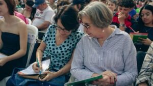 8º Arraiá Solidário Itapema,Tarde de Prêmios Itapema,bingo beneficente Praça da Paz,entidades beneficentes Itapema,sorteio de prêmios Itapema,Fiat Mobi zero-quilômetro sorteio,festa junina solidária Santa Catarina,Marcos e Belutti show Itapema,evento beneficente Praça da Paz,projetos sociais Itapema,doações patrocinadores Arraiá,cartelas de bingo Itapema,prefeito Alexandre Xepa Itapema,turismo Itapema eventos,arrecadação para instituições sociais