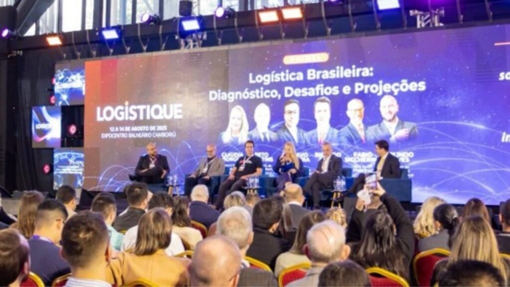 Logistique 2026,feira de logística Balneário Camboriú,comércio exterior Brasil,transporte multimodal Santa Catarina,Expocentro Balneário Camboriú,intralogística,Logistique Summit 2026,feira de logística Santa Catarina,exportações Brasil 2026,importações Brasil 2026,cadeia logística brasileira,evento de comércio internacional SC,networking empresarial logística,rodadas de negócios logística,infraestrutura logística Brasil,portos de Santa Catarina,ACATE FIESC Fetrancesc,inteligência artificial na logística,agronegócio e indústria Brasil