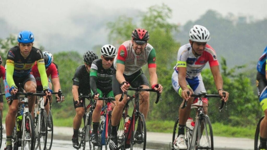 17ª Volta Ciclística Cidade de Brusque,ciclismo Brusque,competição de ciclismo Santa Catarina,inscrições Volta Ciclística Brusque,Brucicle,Confederação Brasileira de Ciclismo,CBC ciclismo,Ranking Nacional Classe 2B,ciclismo de estrada Brusque,turismo esportivo Brusque,esporte Santa Catarina,atletas de ciclismo Brasil,Gaspar ciclismo,Shopping River Mall Brusque,premiação ciclismo R$ 10 mil,ciclismo catarinense