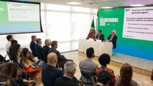 Ideb 2025 resultados,Índice de Desenvolvimento da Educação Básica,Saeb 2025 avaliação,Ministério da Educação Ideb,educação básica Brasil,ensino fundamental notas 2025,ensino médio desempenho educacional,Inep avaliação educacional,Censo Escolar Brasil,qualidade da educação pública,Plano Nacional de Educação metas,língua portuguesa e matemática Saeb,evolução educação básica 20 anos,rede pública de ensino desempenho,indicadores educacionais por estado,avaliação escolar nacional,política educacional Brasil