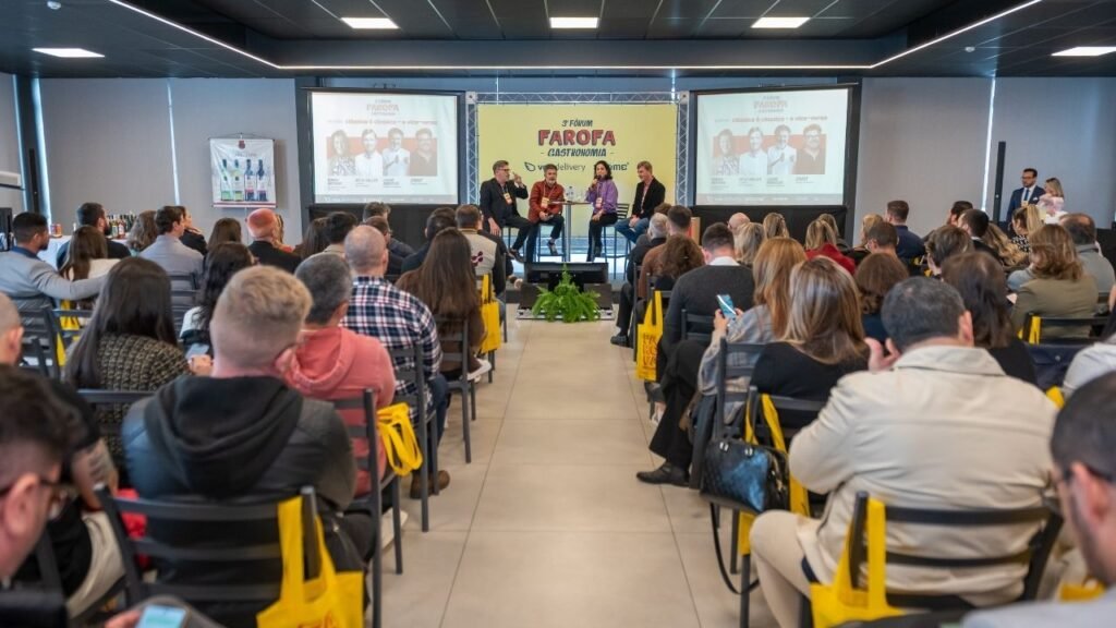 Fórum Farofa Gastronomia,Fórum Farofa 2026,Fórum Farofa São José,gastronomia em São José,evento gastronômico em São José,food service Santa Catarina,gestão de restaurantes,expansão de negócios gastronômicos,gestão no food service,empreendedorismo gastronômico,mercado de alimentação fora do lar,delivery para restaurantes,marketing gastronômico,tecnologia na gastronomia,franquias gastronômicas,negócios de alimentação em Santa Catarina,gestão e expansão de restaurantes,eventos de gastronomia em Santa Catarina,profissionalização do food service