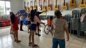 aulas gratuitas de hip-hop em Balneário Camboriú,hip-hop Balneário Camboriú,aulas de dança gratuitas,hip-hop para crianças,hip-hop para adolescentes,dança gratuita em Balneário Camboriú,aulas de hip-hop para crianças,aulas de hip-hop para adolescentes,Prefeitura de Balneário Camboriú,Casa da Família Balneário Camboriú,Centro de Treinamento Comunitário,cultura urbana em Balneário Camboriú,inclusão social pela dança,atividades gratuitas para crianças,atividades gratuitas para adolescentes,dança e expressão corporal,inscrições para aulas de hip-hop,atividades culturais em Balneário Camboriú,hip-hop em Santa Catarina