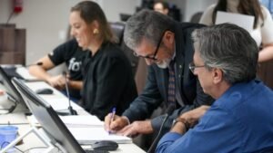 Câmara de Balneário Camboriú,Balneário Camboriú,transferência de R$ 6,5 milhões,Operações Urbanas Consorciadas,OUC Balneário Camboriú,OUC-HBC1,OUC-HBC6,Avenida Martin Luther,obras em Balneário Camboriú,investimentos públicos Balneário Camboriú,Projeto de Lei 139/2026,Câmara de Vereadores de Balneário Camboriú,sessão da Câmara 18 de agosto,política em Balneário Camboriú,obras públicas em Balneário Camboriú,Praça Elsira dos Santos,Ariribá,Samir Dawud,Aristo Manoel Pereira,Eduardo Zanatta