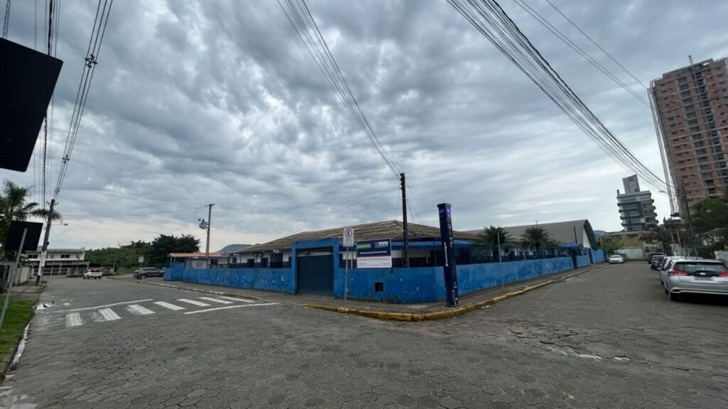 Porto Belo,Escola Olinda Peixoto,reforma da Escola Olinda Peixoto,reforma escolar em Porto Belo,educação em Porto Belo,infraestrutura escolar,investimento em educação,obras em Porto Belo,escolas municipais de Porto Belo,rede municipal de ensino,melhorias em escolas,reforma de escola em Santa Catarina,educação em Santa Catarina,infraestrutura da educação,Pastorio Construtora e Incorporadora,outorga onerosa,investimento de R$ 972 mil,comunidade escolar de Porto Belo