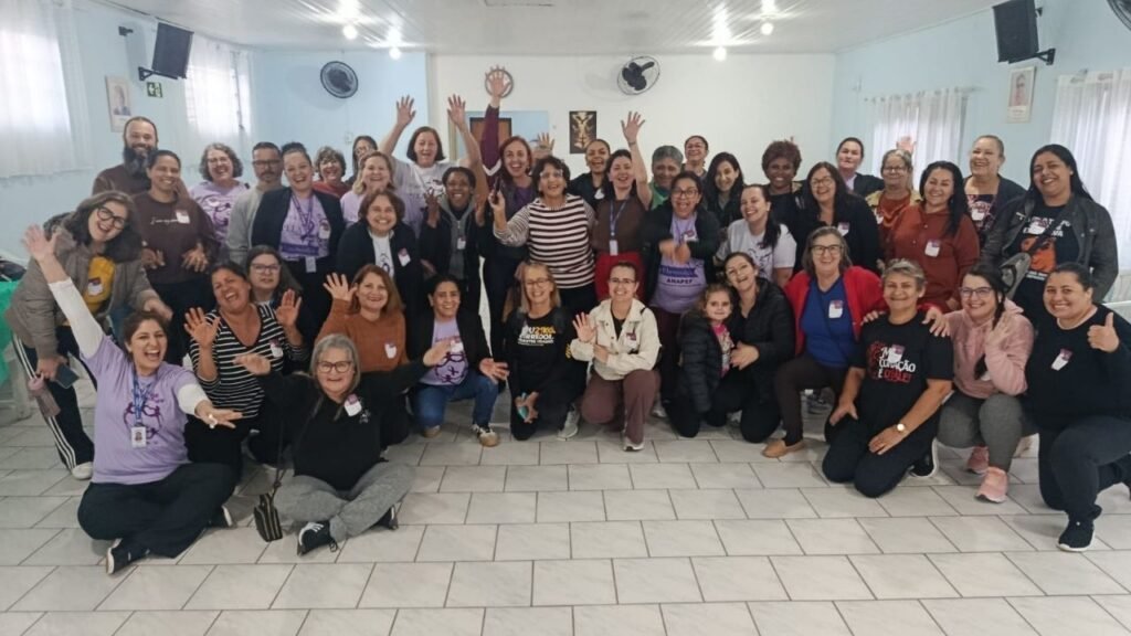 Navegantes,fibromialgia em Navegantes,Grupo de Fibromialgia de Navegantes,Biodanza,Biodanza em Navegantes,encontro de Biodanza,Secretaria de Saúde de Navegantes,saúde pública em Navegantes,SUS,Práticas Integrativas e Complementares,PICS,fibromialgia e Biodanza,cuidado às pessoas com fibromialgia,qualidade de vida,bem-estar,saúde integral,Centro de Fisioterapia e Reabilitação,CEFIR,eMulti,Santa Catarina,práticas integrativas no SUS
