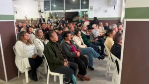 Balneário Camboriú,Bairro dos Estados,investimentos no Bairro dos Estados,obras no Bairro dos Estados,Prefeitura de Balneário Camboriú,reunião comunitária,audiência comunitária,reforma da UBS,UBS Bairro dos Estados,drenagem em Balneário Camboriú,investimentos em Balneário Camboriú,infraestrutura urbana,segurança pública,educação,saúde pública,mobilidade urbana,Contorno Cristo Luz,Celesc,BR-101,Agito no Bairro,Santa Catarina