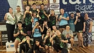 atletas de Porto Belo,Porto Belo artes marciais,artes marciais Porto Belo,Sul Brasileiro Internacional de Artes Marciais,17º Sul Brasileiro Internacional Open,pódios Porto Belo,atletas portobelenses,AG Fight,Kumite,luta em bastão,competição de artes marciais,esporte em Porto Belo,Fundação Municipal de Esportes,FME Porto Belo,atletas de Santa Catarina,esportes de combate,talentos esportivos,competição em Capinzal,resultados artes marciais,incentivo ao esporte