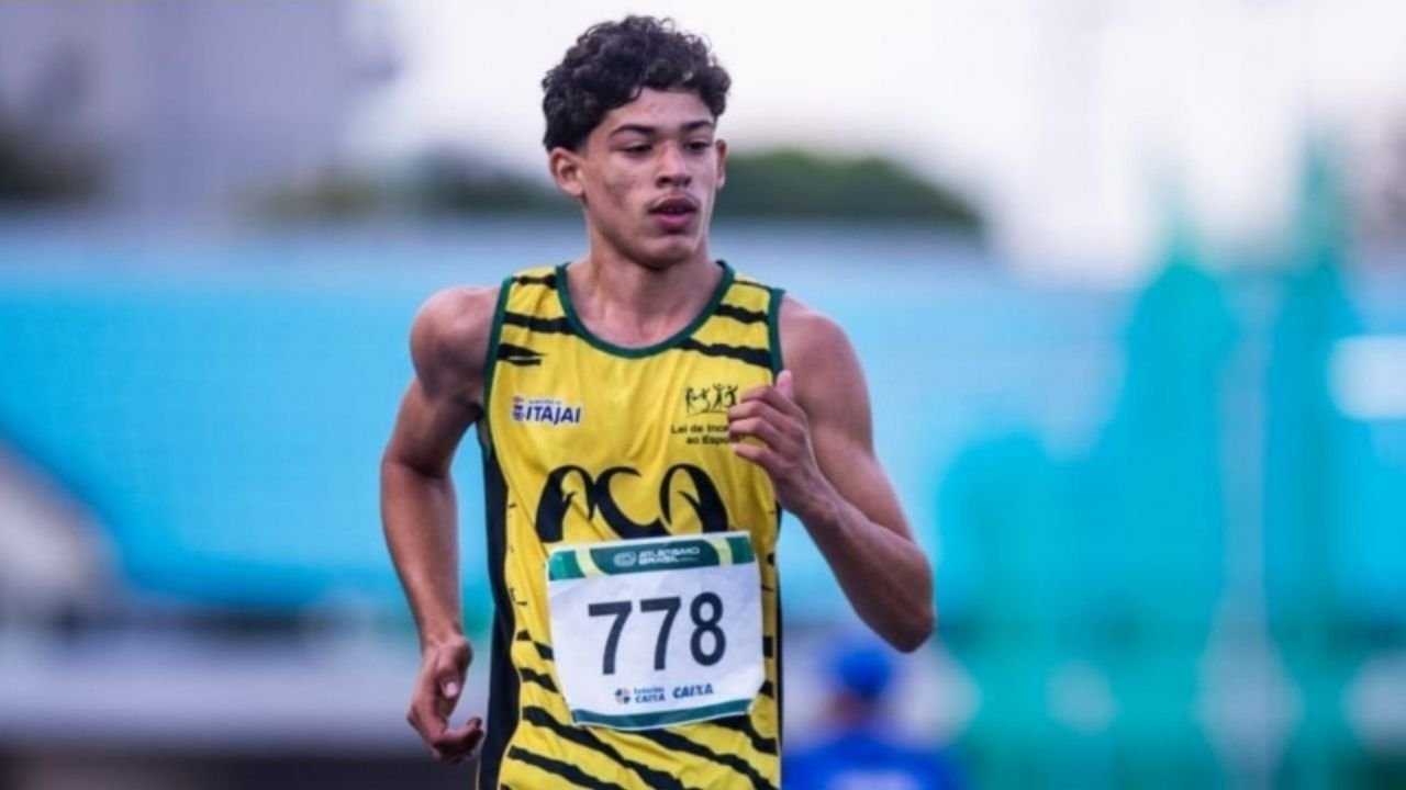 atleta de Itajaí,atletismo de Itajaí,Mateus Ribeiro,Mateus Ribeiro Pereira dos Santos,Campeonato Brasileiro Sub-18 de Atletismo,ouro no atletismo,campeão brasileiro sub-18,marcha atlética,5.000 metros marcha atlética,marcha atlética em pista,melhor marca do ano,esporte em Itajaí,atleta catarinense,atletismo em Santa Catarina,Copa Brasil de Marcha Atlética Sub-18,Mundial de Marcha Atlética por Equipes,Olesc,Olimpíada Estudantil Catarinense,FMEL Itajaí,esporte de base
