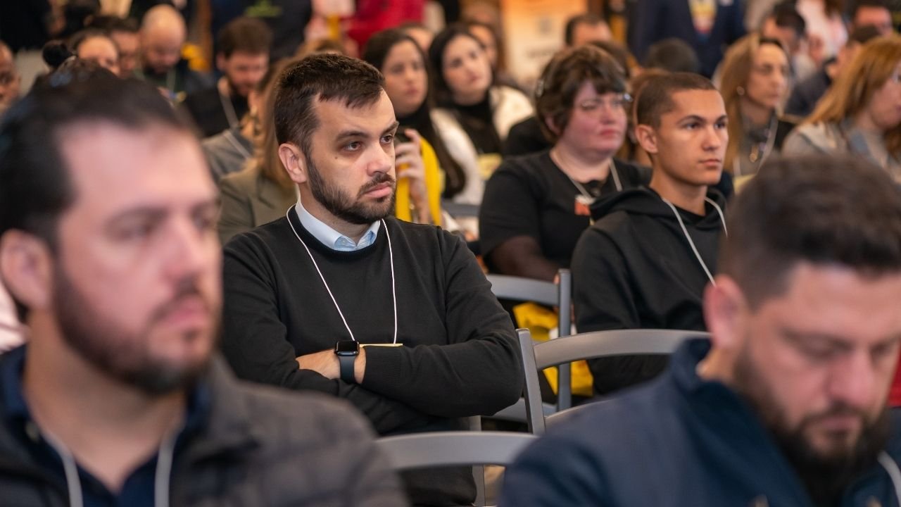Fórum Farofa Gastronomia,Fórum Farofa Gastronomia São José,evento de gastronomia em São José,gastronomia em São José,food service Santa Catarina,negócios de alimentação,gestão gastronômica,marketing para restaurantes,expansão de negócios gastronômicos,inovação na gastronomia,Núcleo de Gastronomia AEMFLO CDL São José,AEMFLO e CDL São José,empresários da gastronomia,networking gastronômico,empreendedorismo gastronômico,delivery em Santa Catarina,tecnologia na gastronomia,gestão de restaurantes,mercado de alimentação,Grande Florianópolis