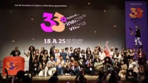 TV Câmara premiada festival de cinema,documentário Cerâmica Ancestral do Vale do Jequitinhonha,Festival Internacional Cine en las Montañas,Guilherme Bacalhao diretor documentário,TV Câmara Sebrae parceria documentários,série documental empreendedorismo Brasil,economia criativa regiões do Brasil,documentário Ilha do Ferro premiado,festivais de cinema na Índia,festivais internacionais de documentários,documentário capim dourado Jalapão,documentário rendeiras de bilro Recôncavo Baiano,produções audiovisuais Câmara dos Deputados,cultura popular brasileira documentário,sustentabilidade e economia criativa,YouTube documentários TV Câmara,EcoCorto Festival Cine en las Montañas,cinema brasileiro reconhecimento internacional,TV Câmara como sintonizar,documentários sobre artesanato brasileiro