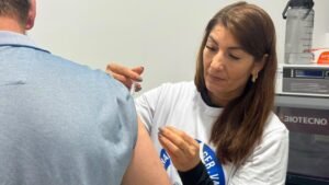 Dia D de Multivacinação em Itapema,vacinação em Itapema,563 doses aplicadas em Itapema,Campanha Nacional de Multivacinação,multivacinação Itapema 2026,vacinas em Itapema,cobertura vacinal em Itapema,saúde pública em Itapema,UBSs de Itapema,vacinação em Santa Catarina,Dia D de vacinação,campanha de vacinação 2026,caderneta de vacinação,atualização da vacinação,doses de vacinas em Itapema,Secretaria de Saúde de Itapema,vacinação até 1º de setembro,campanha de multivacinação em Santa Catarina