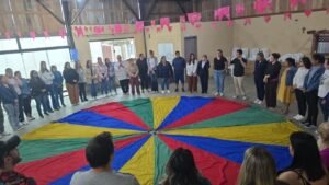 Formação Continuada em Penha,educação em Penha,Rede Municipal de Educação de Penha,profissionais da educação em Penha,810 profissionais da educação,Secretaria Municipal de Educação de Penha,formação de professores,capacitação de profissionais da educação,Educação Infantil em Penha,Ensino Fundamental em Penha,Educação Especial e Inclusiva,Educação de Jovens e Adultos,EJA Penha,BNCC Computacional,recomposição das aprendizagens,avaliação educacional,CAEd,SEAESC,Pacto Nacional pela Superação do Analfabetismo,políticas educacionais em Penha
