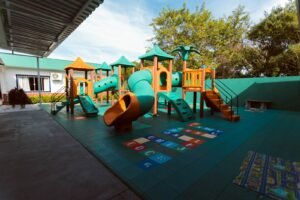 Educação Infantil em Camboriú,Educação Infantil Camboriú,educação municipal em Camboriú,novos parquinhos em Camboriú,investimentos na Educação Infantil,investimentos em educação,Secretaria de Educação de Camboriú,parquinhos para escolas,áreas verdes nas escolas,jardinagem escolar,arborização escolar,materiais pedagógicos,materiais escolares para Educação Infantil,educação infantil em Santa Catarina,qualificação das escolas,desenvolvimento infantil,atendimento educacional especializado,kits de materiais escolares,espaços de aprendizagem infantil,investimento de R$ 1 milhão na educação
