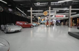 Garagem BC,Garagem BC Balneário Camboriú,veículos históricos em Balneário Camboriú,carros antigos em Balneário Camboriú,turismo em Balneário Camboriú,atrações turísticas em Balneário Camboriú,lazer em família,turismo familiar,coleção de carros antigos,Fuscas antigos,Kombis antigas,exposição de veículos históricos,museu de carros em Balneário Camboriú,turismo em Santa Catarina,atrações em Santa Catarina,carros históricos,automobilismo,Rede Pires,novos atrativos turísticos,lazer em Balneário Camboriú
