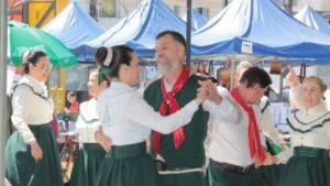 Farroupilha Fest,Farroupilha Fest Navegantes,cultura gaúcha em Navegantes,evento em Navegantes,Semana Farroupilha Navegantes,Dia do Gaúcho,tradições gaúchas em Santa Catarina,evento gratuito Navegantes,Praça dos Emancipadores,programação Farroupilha Fest,CTG em Navegantes,CTGs de Santa Catarina,dança gaúcha,baile gaúcho Navegantes,Banda Campeiraço,Grupo Chão Nativista,gastronomia gaúcha,Balneário Camboriú