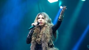 Elba Ramalho,Festival de Música de Itajaí,Elba Ramalho em Itajaí,show de Elba Ramalho,Itajaí,Santa Catarina,festival de música,28º Festival de Música de Itajaí,música nordestina,forró,xote,cultura nordestina,shows em Itajaí,eventos em Itajaí,Palco Arnou de Melo,Vila da Música,música brasileira,Os Originais do Samba