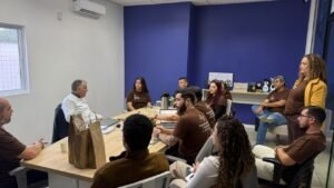 Respeito Dá o Tom,Aegea Santa Catarina,programa Respeito Dá o Tom,Aegea diversidade,diversidade em Santa Catarina,equidade racial,equidade de gênero,diversidade nas empresas,inclusão no ambiente de trabalho,Aegea Saneamento,Águas de Camboriú,Camboriú diversidade,Palhoça diversidade,mulheres em posições de liderança,pessoas negras em posições de liderança,programa de diversidade corporativa,metas de diversidade 2030,Comitê Respeito Dá o Tom,diversidade e inclusão