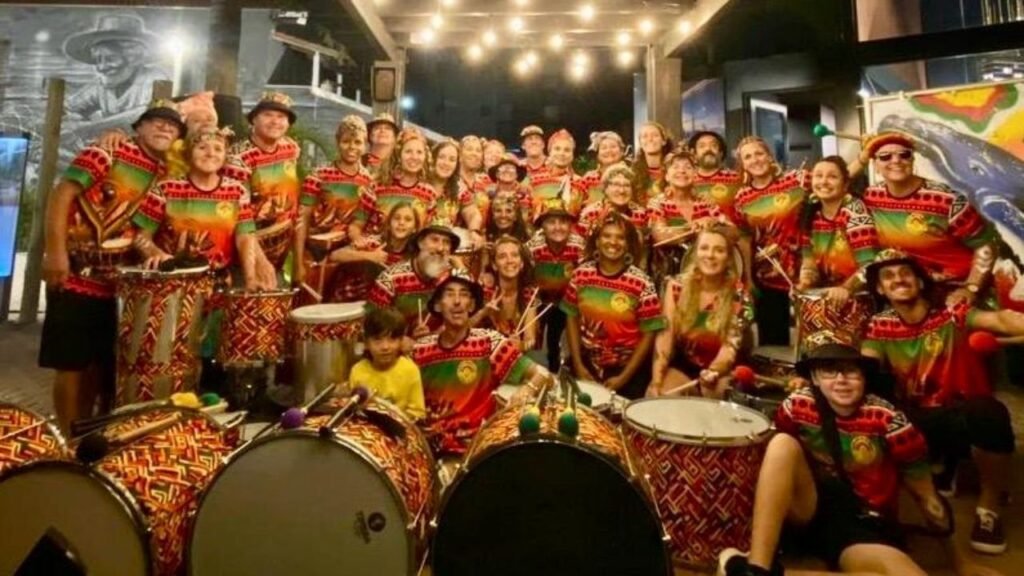 Ara Lókè Samba Reggae,Encontro de Turismo de Penha,turismo em Penha,4º Encontro de Turismo do Destino Penha,cultura de Penha,música em Penha,samba reggae em Penha,eventos em Penha,turismo em Santa Catarina,Destino Penha,ACIPEN,Beto Carrero World,experiências turísticas em Penha,cultura e turismo,identidade cultural de Penha,programação turística Penha,trade turístico,eventos de turismo em Santa Catarina,Descobrindo Experiências Fortalecendo o Destino