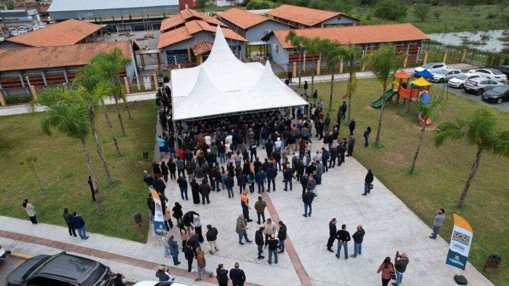Parque Inundável Camboriú,Parque Inundável Balneário Camboriú,Parque Inundável Multiuso,segurança hídrica em Camboriú,segurança hídrica em Balneário Camboriú,prevenção de enchentes,combate às enchentes em Camboriú,obras em Camboriú,infraestrutura hídrica,Bacia do Rio Camboriú,Rio Camboriú,licitação Parque Inundável,obra de R$ 95 milhões,Novo PAC Camboriú,CIM-Amfri,Emasa,reserva de água,abastecimento de água,prevenção de cheias,desenvolvimento sustentável