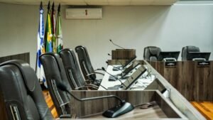 sessão extraordinária Câmara BC,Câmara de Balneário Camboriú,sessão Câmara BC 18 de setembro,sessão extraordinária Balneário Camboriú,votação redação final PLC 7/2026,Projeto de Lei Complementar 7/2026,Vila Fortaleza Balneário Camboriú,Vila Fortaleza bairro da Barra,Câmara de BC,Legislativo Balneário Camboriú,vereadores de Balneário Camboriú,sessão plenária BC,votação na Câmara de BC,acordo Vila Fortaleza,Termo de Acordo Vila Fortaleza,política municipal Balneário Camboriú,sessão Câmara 18/09