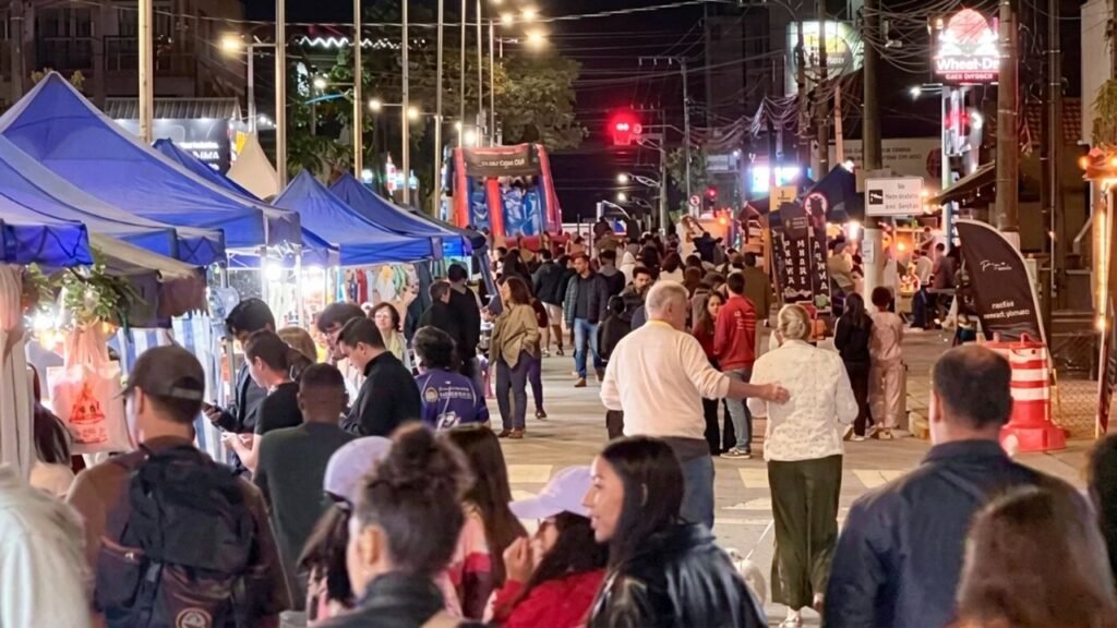 Passeio Brunetti Penha,Passeio Brunetti Dia das Crianças,Dia das Crianças em Penha,evento em Penha,eventos em Penha,programação infantil Penha,turismo em Penha,lazer em Penha,Feira Arte & Raiz,Avenida Alfredo Brunetti,gastronomia em Penha,música ao vivo em Penha,passeio para famílias em Penha,eventos turísticos Penha,programação Dia das Crianças,atrações infantis Penha,evento gratuito em Penha,calendário turístico de Penha,cultura em Penha